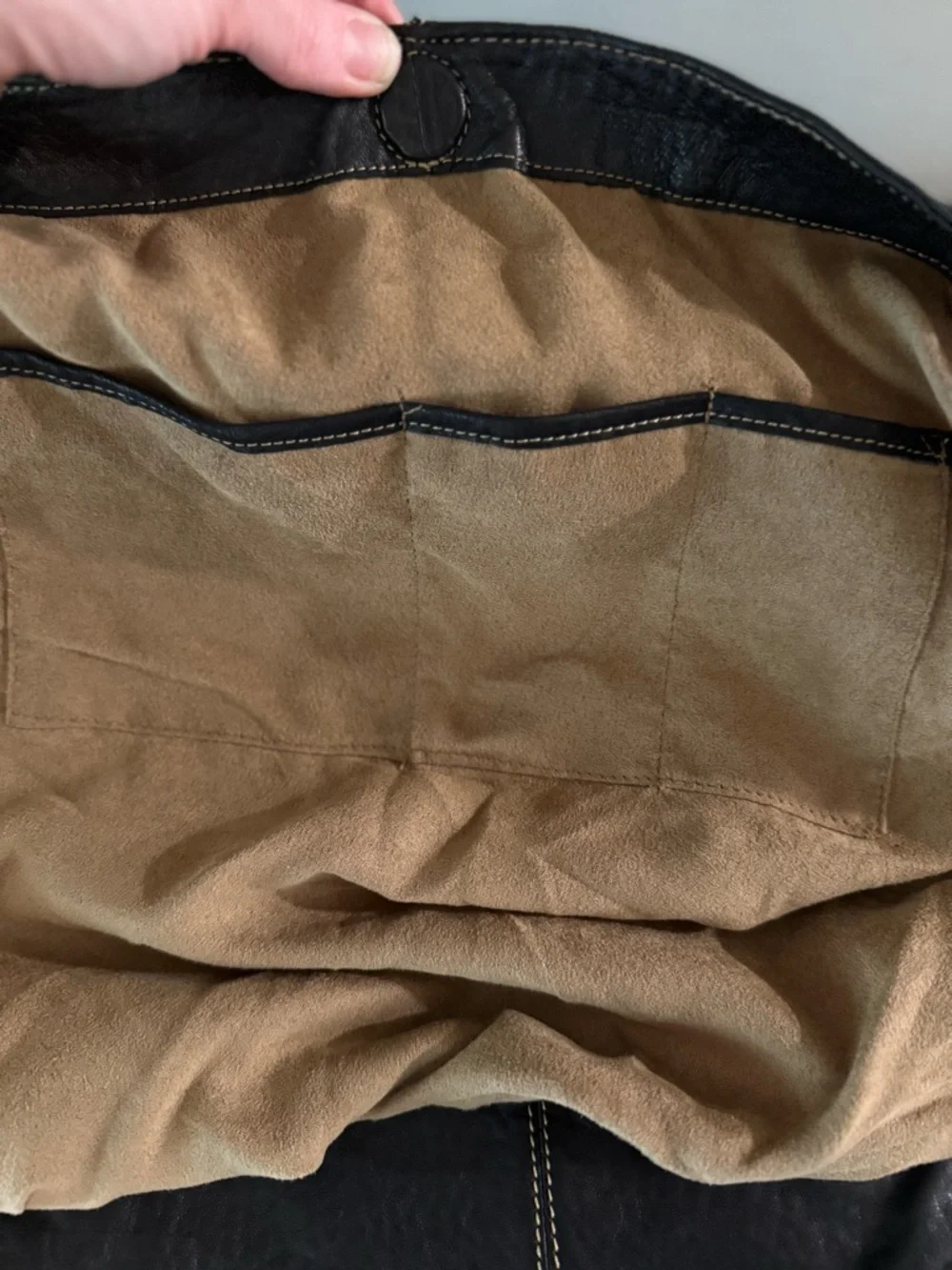 Vintage Liz Claiborne Genuine Leather Bucket Bag • Drawstring Tassel • Slouchy - Picture 9 of 16